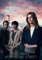  Дом через дорогу (2022) смотреть онлайн бесплатно